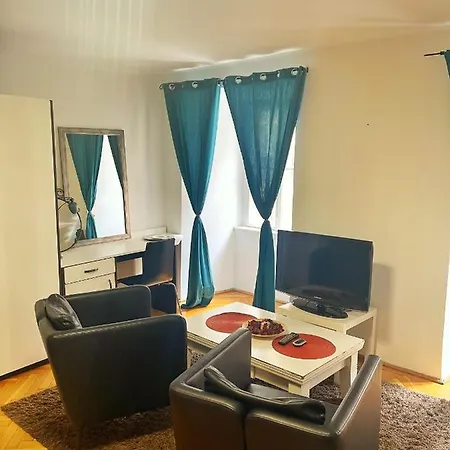 Apartment Elegancy Btwn Parliament/basilica/danube Budapest